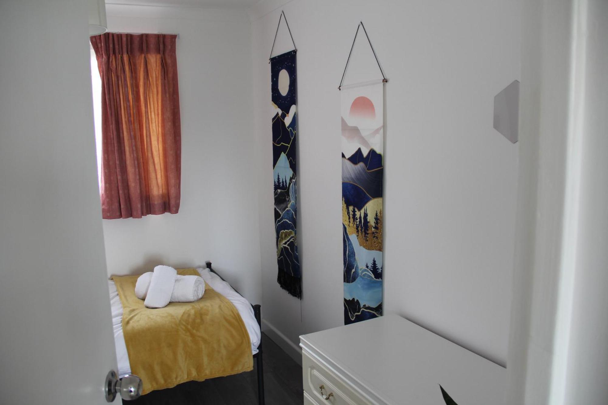 Coolfin House-Close To Excel, Contractors, Relocators, Paid Parking Villa London Ngoại thất bức ảnh